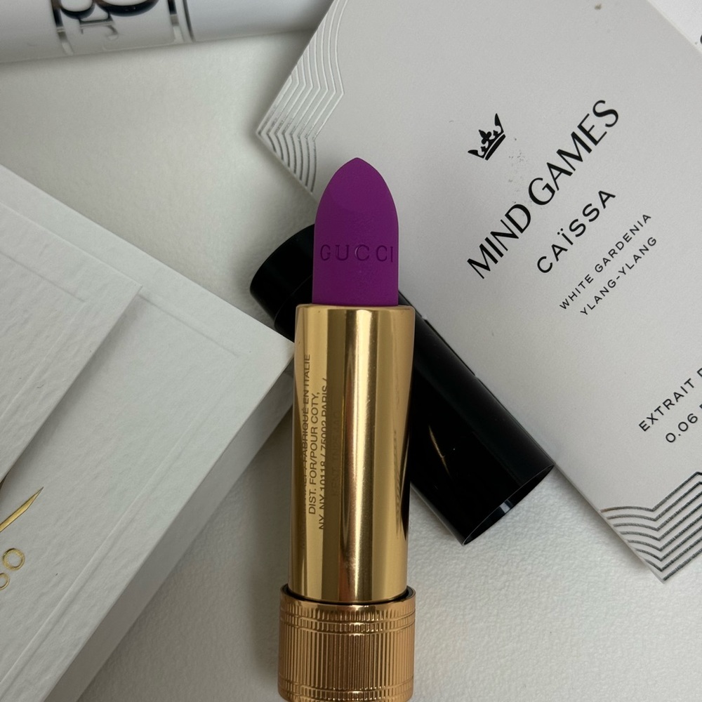 Tester Gucci Lipstick with goodies.